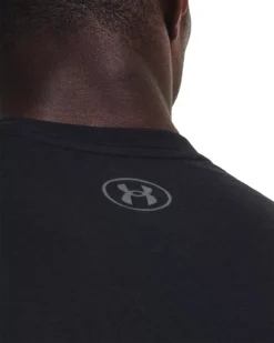 Under Armour Men's Baseball Script Short Sleeve T-Shirt -BaseBalls Shop 1377613 001 BlackPitchGray MODDET