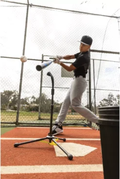 SKLZ Travel Batting Tee Elite -BaseBalls Shop SKLZ 94972 TravelTeeElite Lifestyle3
